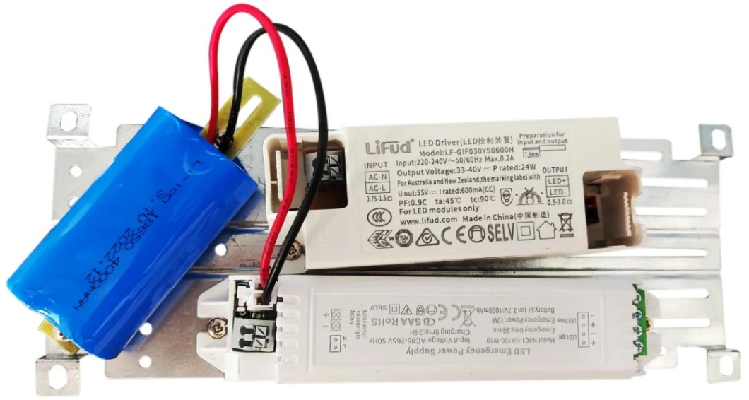 LED トライ・プルーフ・ライト LEDステンレス・スティール 防水ランプ IP66 Ik08 2FT 4FT 5FT 防塵 5