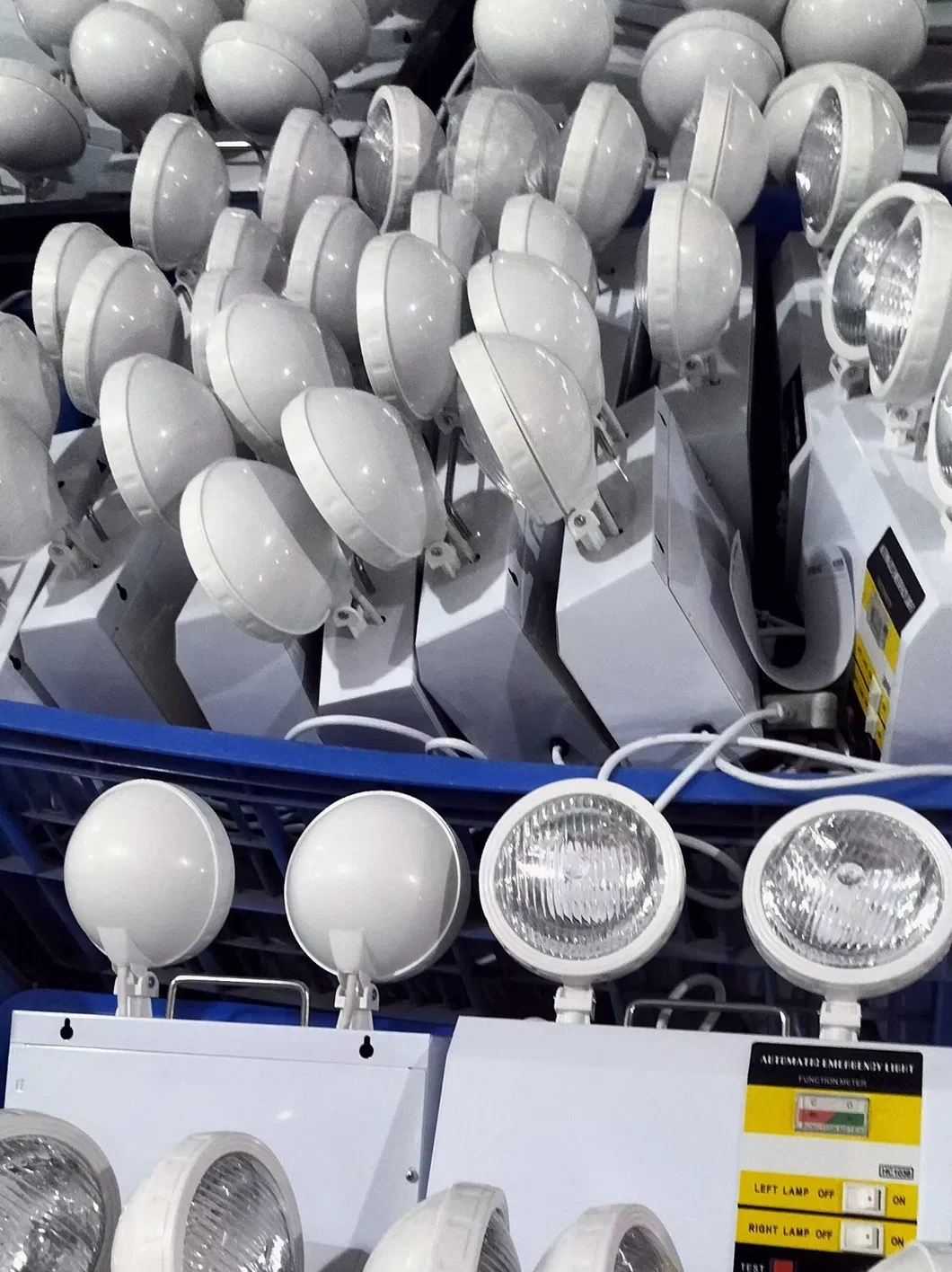 LED ダブルヘッド リチャージ可能な緊急ライト 学校 ホテル地下室 公共場所 14